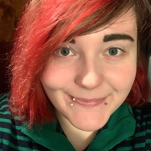 Meet your Posher, Valerie